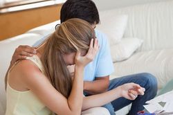 Vỡ mộng khi muốn dùng tình yêu cảm hóa chồng ham chơi