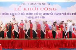 Quang Ninh begins construction of Ha Long-Cam Pha coastal road