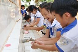 Bảo đảm mọi học sinh, sinh viên được thụ hưởng chính sách bảo hiểm y tế