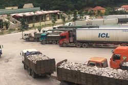 Giải phóng container ùn ứ tại biên giới Lạng Sơn