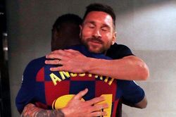 Barca trình làng thần đồng 16 tuổi với chia sẻ gây sốt