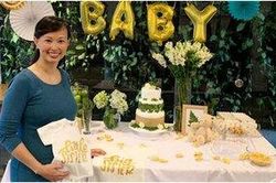 Vừa thông báo tin vui, Shark Linh liền tổ chức tiệc tiết lộ giới tính 'bé heo vàng'