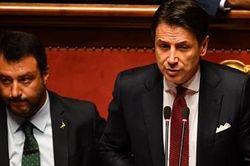 Italy: Khủng hoảng chính trị vì người nhập cư