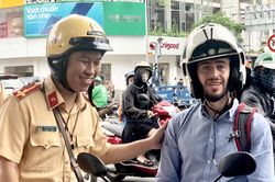 Vì sao khách Tây sợ ký biên bản vi phạm giao thông ở Sài Gòn?
