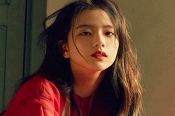 Jisoo Blackpink 'hút hồn' người hâm mộ với nhan sắc nữ thần