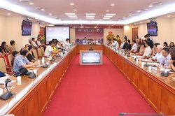 Chùm ảnh: Toàn cảnh Lễ trao giải 'Bùi Xuân Phái - Vì tình yêu Hà Nội' lần 12-2019