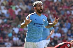 Sergio Aguero chạm mốc 400 bàn thắng trong sự nghiệp