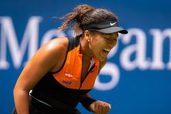 Đương kim vô địch Osaka khởi đầu khó khăn tại US Open