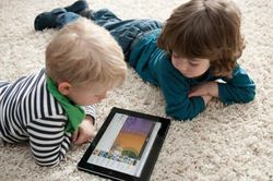 Những nguy hại đối với trẻ cha mẹ cần chú ý