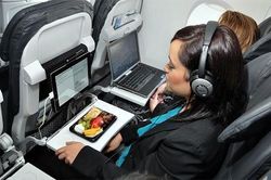Lần đầu tiên thí điểm wifi cho hành khách trên máy bay