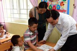 Tính toán hợp nhất tựu trường và khai giảng