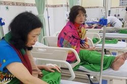 9 du khách nhập viện sau ăn trưa ở Đà Nẵng, thịt heo nhà hàng nhiễm Ecoli