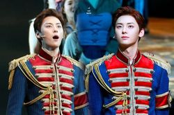 Khoảnh khắc Minhyun trên sân khấu nhạc kịch đầu tay: Tim fan đập loạn xạ bởi sự bùng nổ visual