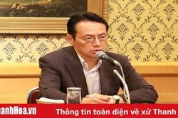 Nhà ngoại giao Nhật đến Hàn khi căng thẳng song phương leo thang