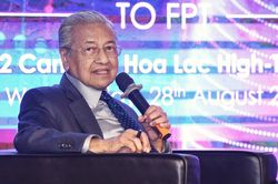 Thủ tướng Malaysia chia sẻ về kinh nghiệm chuyển đổi số, Cách mạng công nghệ 4.0
