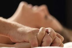 Những đại kỵ 'chốn phòng the', cần biết để khỏi mang họa