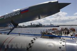 Ấn Độ và Nga lên kế hoạch bán tên lửa siêu thanh BrahMos