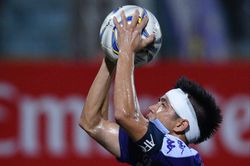 Báo châu Á gọi Văn Quyết là cầu thủ Việt Nam hay nhất mọi thời đại