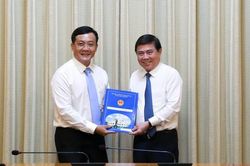 UBND TPHCM có Chánh Văn phòng mới