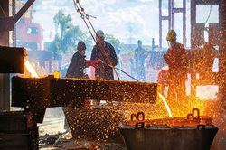 Thép thế giới ảnh hưởng bởi 'bão' thương chiến, chỉ tăng nhẹ trong tháng 7