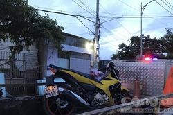 Tông cột đèn chiếu sáng ở Sài Gòn, thanh niên chết tại chỗ