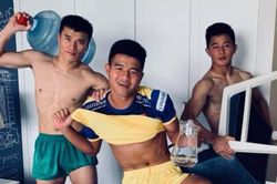 Hà Đức Chinh bị đồng đội chê 'thiếu cơ'