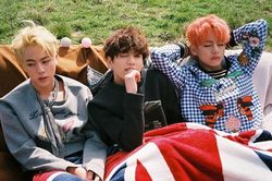 Ai tin nổi các 'tường thành' nhan sắc BTS lại tự nhận xét về mình thế này