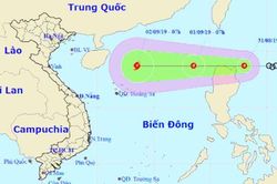Đường phố nào ở Hà Nội ngập nặng nhất sau cơn mưa giông chiều tối 31/8?