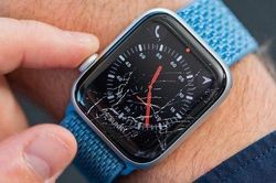 Apple sẽ thay thế miễn phí màn hình Apple Watch nếu bị nứt vỡ