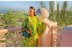 Mang thai tháng thứ 6 Lan Khuê vẫn khoe vẻ quyến rũ tột độ cùng chồng sang Dubai du lịch