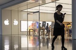 Apple bắt đầu hứng chịu những 'nỗi đau' đầu tiên từ thương chiến Mỹ - Trung cuối tuần này