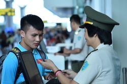 Bóng đá Việt Nam ngày 1/9: Tuyển Việt Nam đến Thái Lan, Sint Truidense thắng trong ngày vắng Công Phượng
