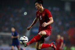 Văn Hậu chuẩn bị gia nhập SC Heerenveen: Quyết định đúng đắn hay sai lầm?