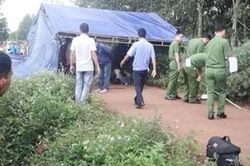 Tìm không thấy vợ, dùng cuốc đánh chết người đi đường
