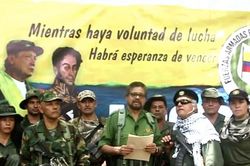 Tiến trình hòa bình ở Colombia có nguy cơ tan vỡ, FARC lại cầm súng chiến đấu