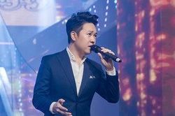 Lê Hiếu: Yêu vợ hơn khi trở về nhà sau vài ngày đi diễn xa