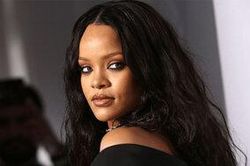 Cộng đồng fan hoang mang khi Rihanna lên tiếng: 'Những tin đồn về ca khúc mới đều không có thật'