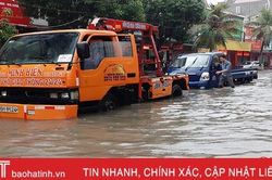 Xử lý ra sao khi ô tô đi qua đường ngập nước?