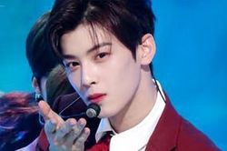 Đến BTS, EXO, SEVENTEEN còn bị 'hớp hồn' vì visual quá đỉnh của Cha Eunwoo (ASTRO)
