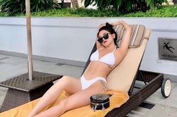 Sao 'Căn hộ 69' khoe body sexy không thể rời mắt