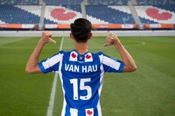 Vì sao Văn Hậu được trả lương cao thứ 4 tại CLB SC Heerenveen - Hà Lan?