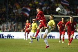 Hãy kỳ vọng nhưng xin đừng chỉ trích