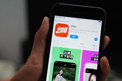 Cảnh báo ứng dụng deepfake hoán đổi mặt 'gây sốt' của Trung Quốc