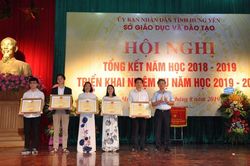 Cô giáo trường làng tỏa sáng toàn cầu - Bài 2: Vinh danh trên diễn đàn quốc tế