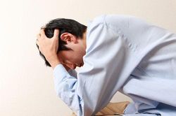 Ngày tôi vợ về ra mắt, ai cũng chê cô ấy xấu, nhưng chỉ sau một năm thì cả dòng họ phải quỵ lụy nịnh nọt vợ tôi