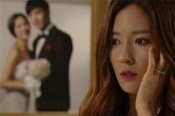Gặp mặt bồ nhí của chồng để nói lời cảm ơn, vợ khiến cả hai hốt hoảng xin tha