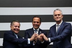 Hãng xe Brazil CAOA đạt thỏa thuận mua nhà máy của Ford