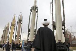 Mỹ áp đặt lệnh trừng phạt Cơ quan không gian vũ trụ Iran