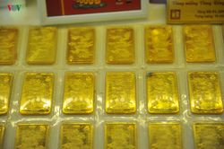 Giá vàng tăng mạnh