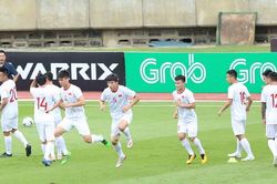 Tin tức Việt Nam vs Thái Lan (19h hôm nay): Văn Lâm bắt chính, Văn Hậu dự bị cho Hồng Duy